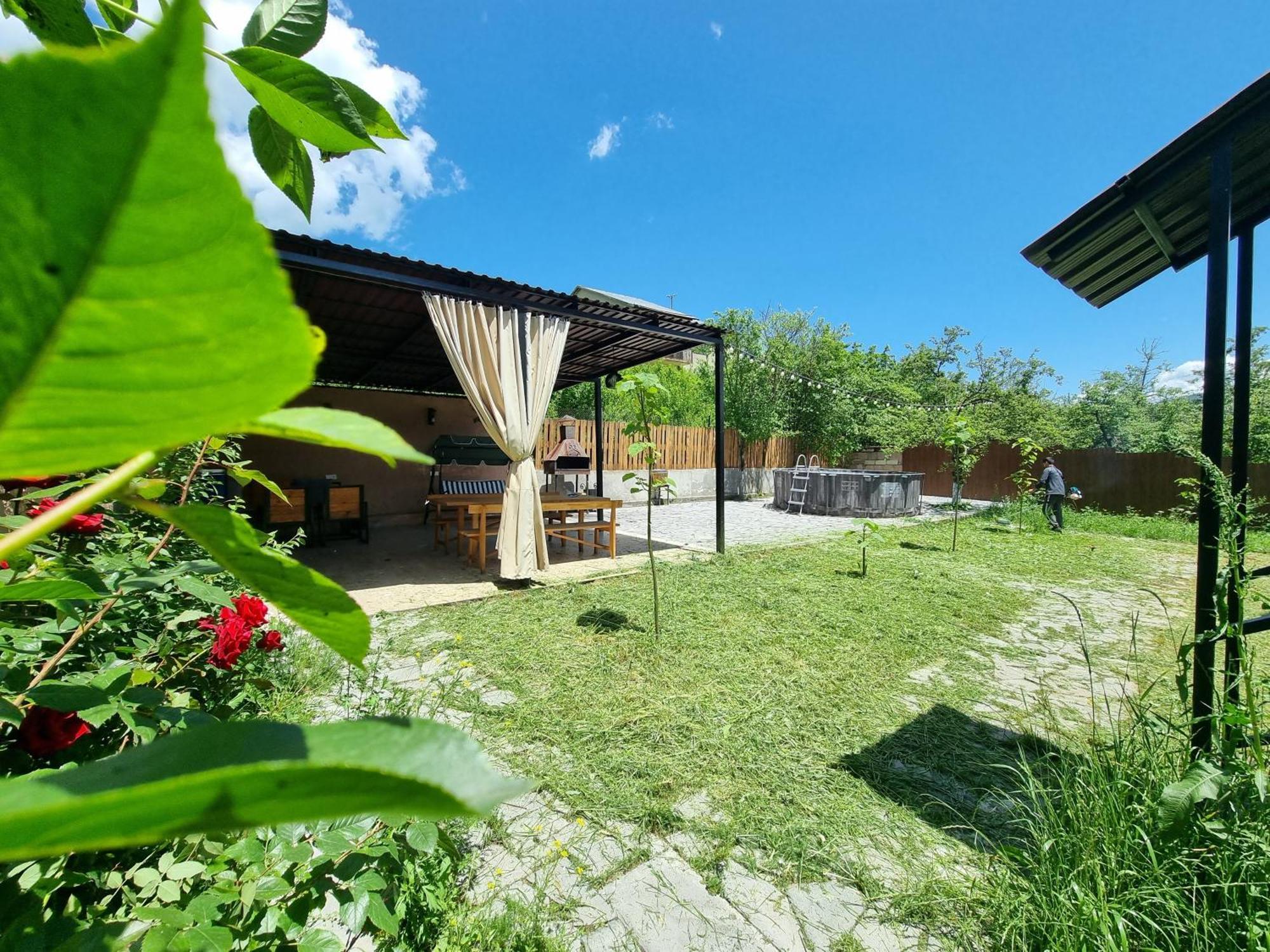 New Horizons , Apartment With 5 Bedrooms, Whole Apartment, Апартмент Целиком Dilidzjan Buitenkant foto